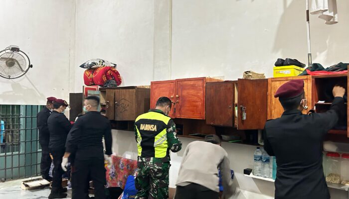 Sambut HBP Ke-61, Lapas Labuhanruku Razia Kamar Hunian