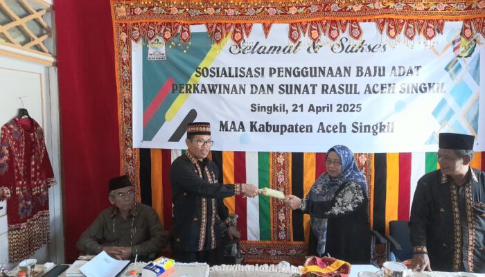 Pelaku Usaha Di Aceh Singkil Ikuti Sosialisasi Penggunaan Baju Adat Perkawinan