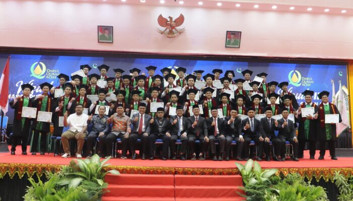 Dayah DQA Wisuda 68 Santri Angkatan III, 33 Lulusan Khatam Alquran 30 Juz