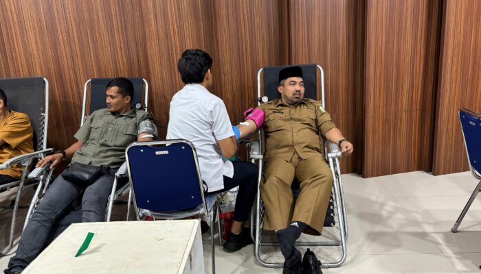 Kepala DPMPTSP Aceh Pimpin Donor Penuhi Kebutuhan Darah Aceh