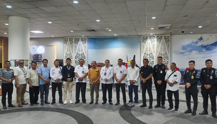 Tinjau Bandara Kualanamu, Anggota Komisi XIII DPR Maruli Siahaan: Pelayanan Imigrasi Semakin Baik