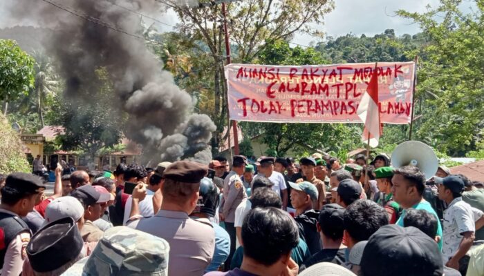 Warga Sosopan Tolak Kemitraan Gapoktan Bukit Mas Dengan PT TPL
