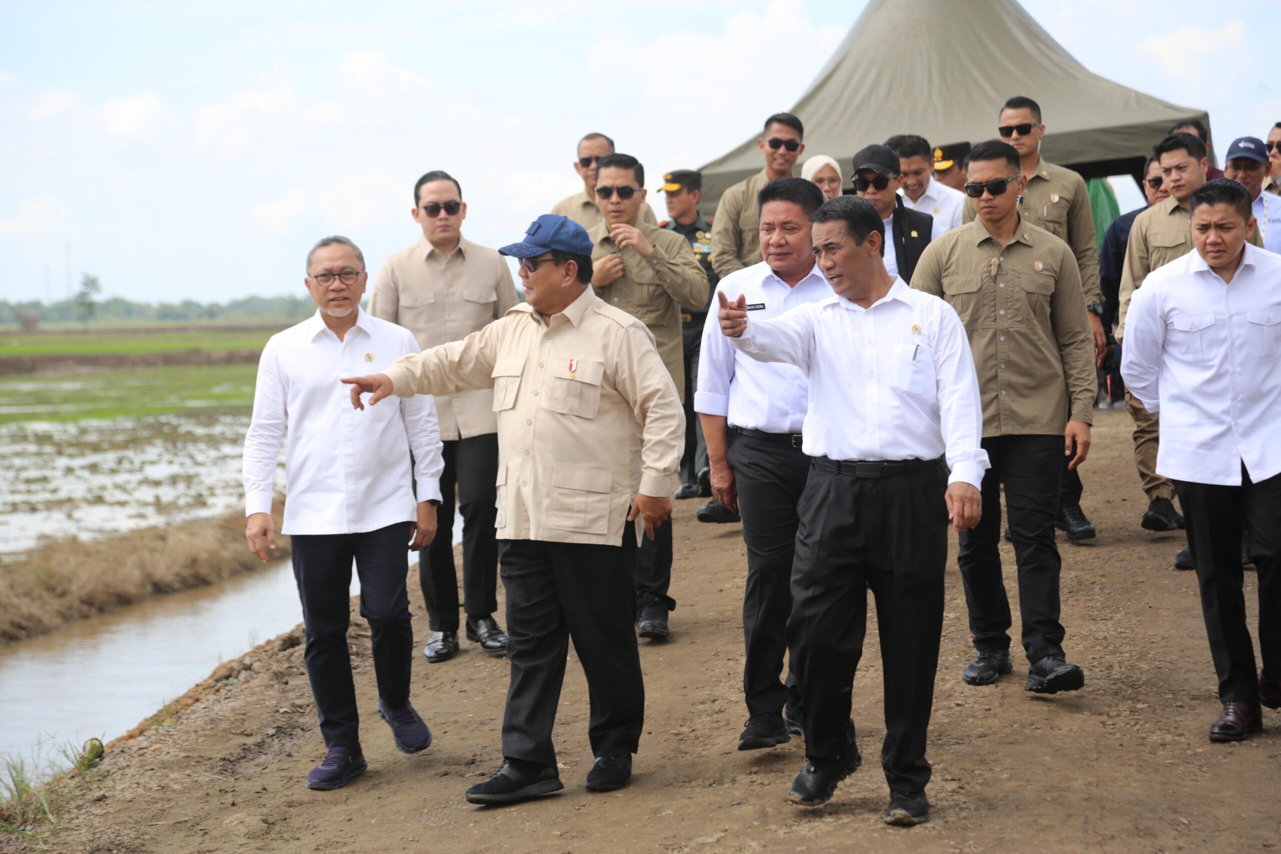 Presiden Prabowo Dan Mentan Amran Pimpin Tanam Padi Serentak Di 14 Provinsi
