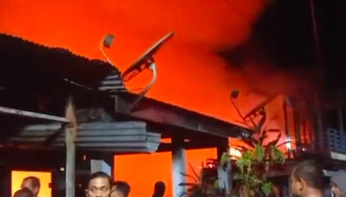 Si Jago Merah Hanguskan Enam Rumah Di Langsa