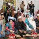 Wali Kota Wesly Silalahi, Wakil Wali Kota Herlina dan lainnya mengadakan pertemuan dalam rangkaian Hari Jadi ke-154 Pematangsiantar di Pesanggrahan Raja Sangnaualuh Damanik sebelum ziarah ke Jorat Raja Siantar, Jl. Pamatang, Kamis (24/4). Waspada/Edoard Sinaga