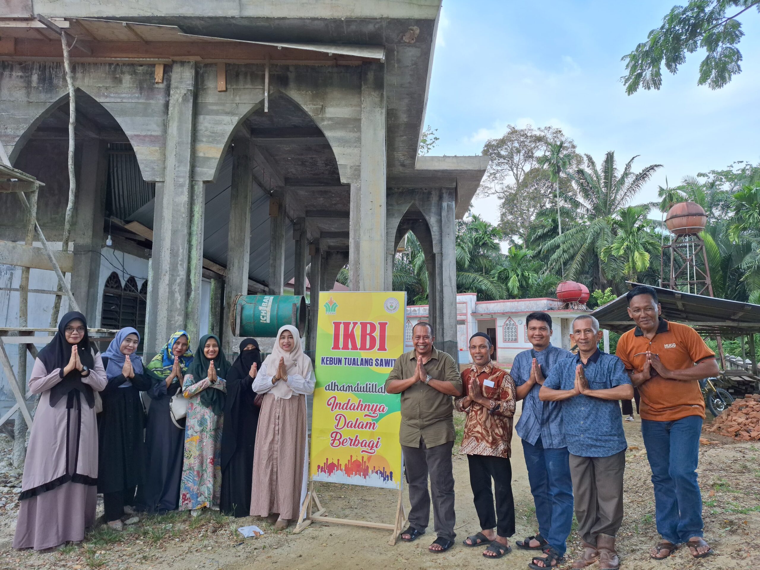 IKBI Kebun Tualang Sawit PTPN IV Regional 6 Bantu Pembangunan Masjid Nurul Iman
