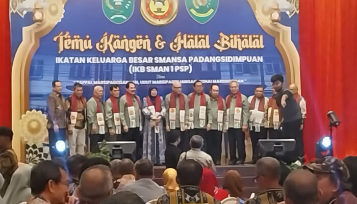 HBH SMAN 1 Sidimpuan Meriah, Kepala Sekolah Terharu Dan Bahagia