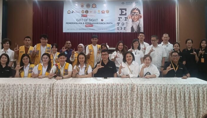  PERWANTI - Sumut Bersama Lions Clubs 307 A2 Gelar Pemeriksaan Mata Di Bodhicitta School