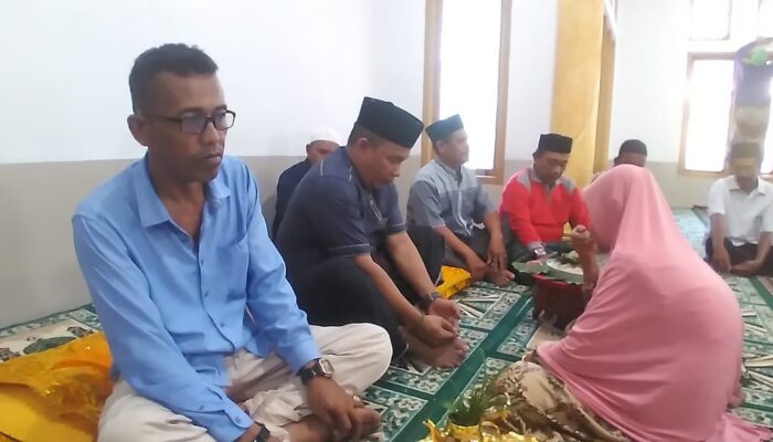 Anggota DPRA Nurchalis Saweu Endatu Tgk Chik Dikila
