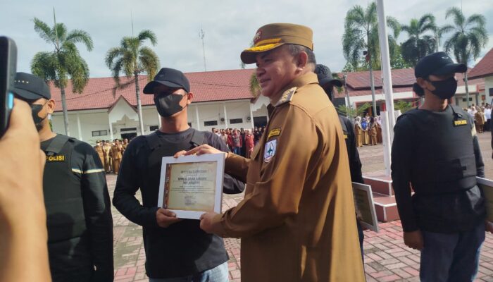 Sukses Bongkar Peredaran Sabu, Kapolres Agara Terima Penghargaan Dari Bupati