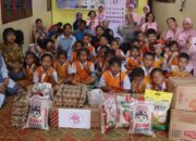 Kapolres Pematangsiantar Dan Siswa TK Bhayangkari Kunjungi Panti Asuhan