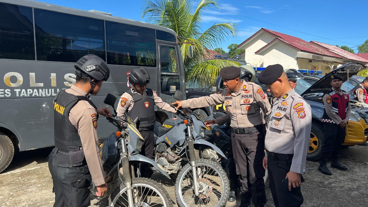 Polres Tapteng Cek Kesiapan Peralatan Dalmas