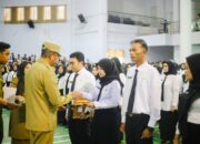 Bupati Mandailing Natal Serahkan SK CPNS