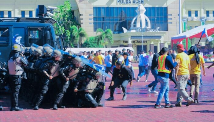 Polda Aceh Gelar Simulasi Sispam Kota Hadapi Kontijensi Tahun 2025