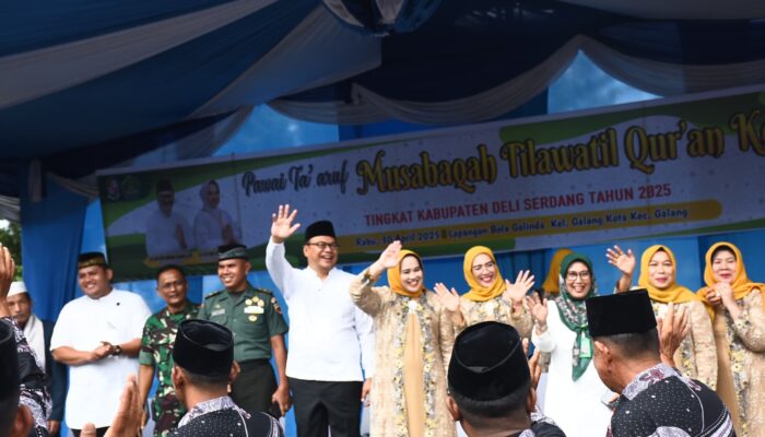 Tampilkan Keberagaman Etnis, Pawai Ta’aruf MTQ Ke-58 Kabupaten Deliserdang Menarik Perhatian Warga