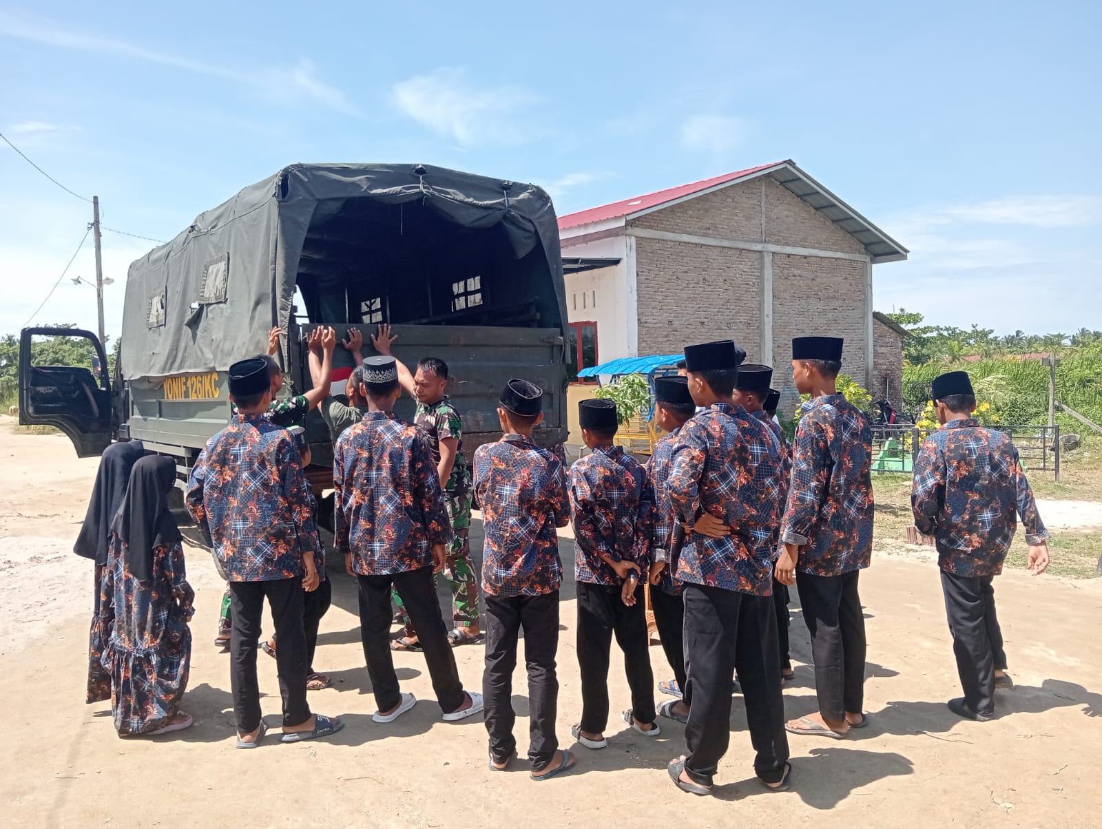 Rumah Anak Yatim Darul Ikhlas Labuhanruku Sampaikan Terima Kasih Rumah Anak Yatim Darul Ikhlas Labuhanruku Sampaikan Terima Kasih
