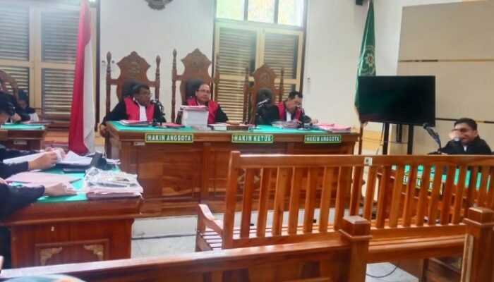 Gelapkan Uang Rp8,6 Miliar, Karyawan Bank Mega Dituntut 10 Tahun Penjara