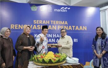 Menag Resmikan Kantin Halal Kemenag, Usung Layanan Publik Halal dan Thayyib