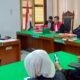Suasana persidangan online para terdakwa yang berlangsung di PN Medan. Waspada/Rama Andriawan