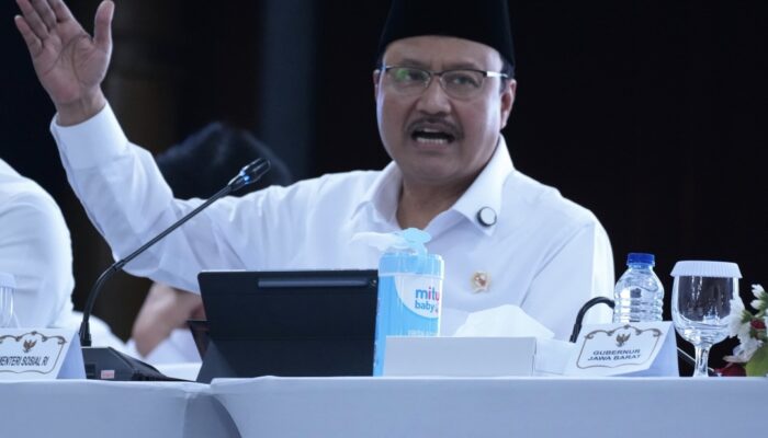 Mensos Sebut Sekolah Rakyat dan DTSEN Sebagai Solusi Entaskan Kemiskinan