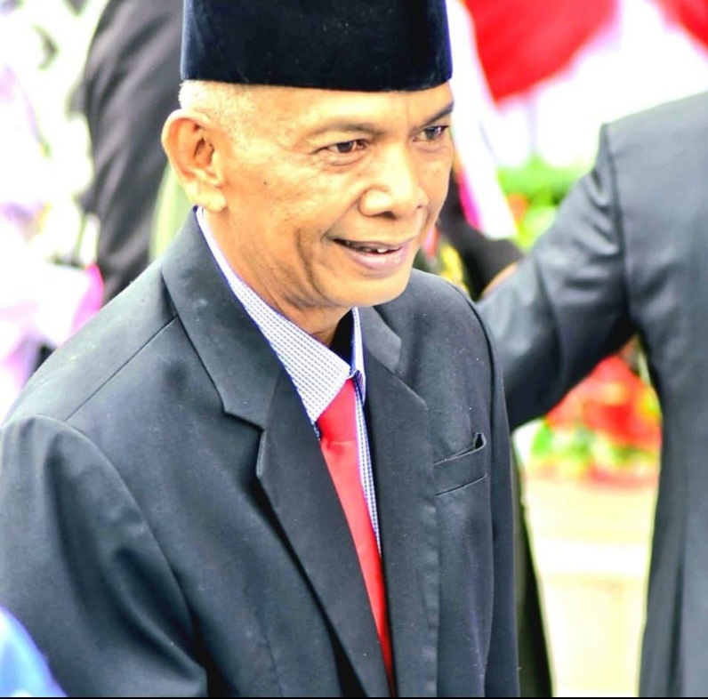 ANGGOTA DPRD Tapteng dari Fraksi Partai Nasdem, Antonius Hutabarat. Waspada/ist