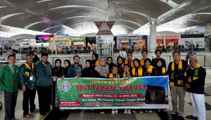 22 Jamaah Umrah Syawal  Multazam Travel Berangkat Umrah