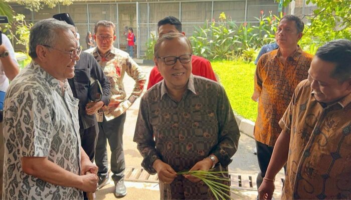 Uskup Agung Jakarta Kunjungi Hasto Di Rutan KPK