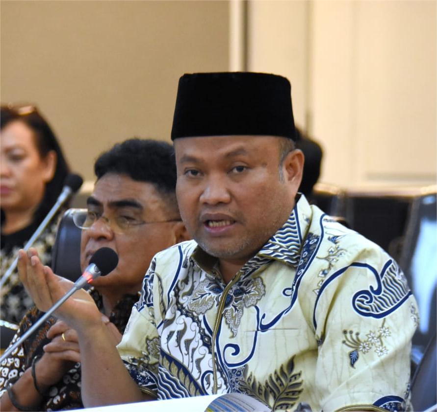Memaknai Posisi Politik Sufmi Dasco