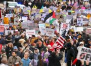 Presiden Trump Didemo Warganya Akibat Kebijakan Resiprokal