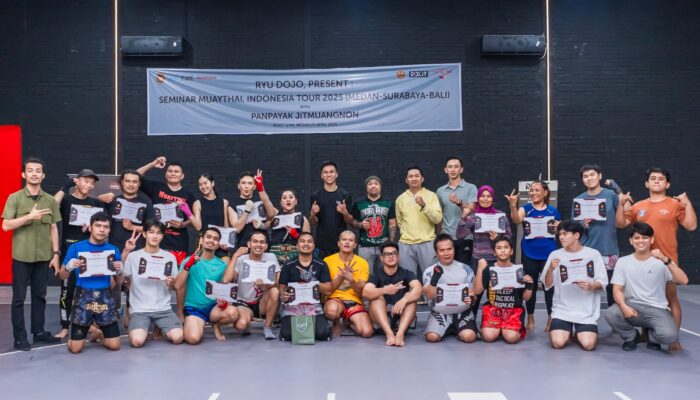 Hadirkan Juara Dunia Panpayak Jitmuangnon, Ryu Dojo Sukses Gelar Seminar Muay Thai