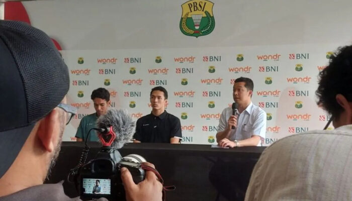Jonatan, Chico Tinggal Pelatnas PBSI