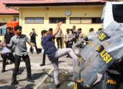 Aksi Demo Di Polres Sabang Dalam Adegan Simulasi Sispamkota