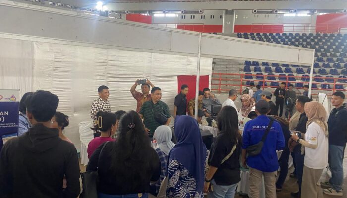 May Day Stand Disdukcapil Deliserdang Diserbu, Buruh: Pelayanan Memuaskan