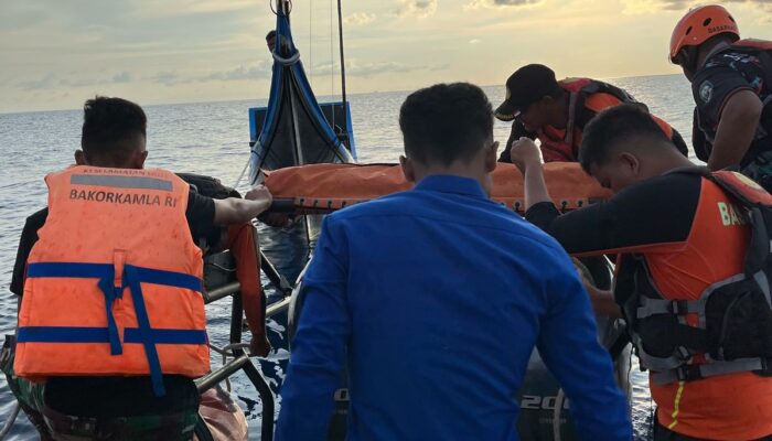 Basarnas Evakuasi Nelayan Sabang Yang Hanyut
