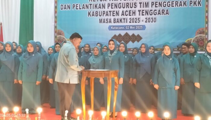 Bupati Salim Fakhry Kukuhkan Ketua TP PKK Agara Hj Nurjanah Pasaribu SE