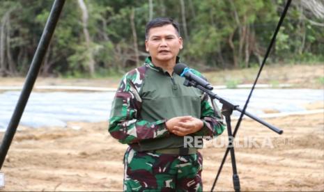 Hendardi Sebut Pembatalan Mutasi Letjen Kunto Tegaskan Spekulasi Politik Hendardi Sebut Pembatalan Mutasi Letjen Kunto Tegaskan Spekulasi Politik