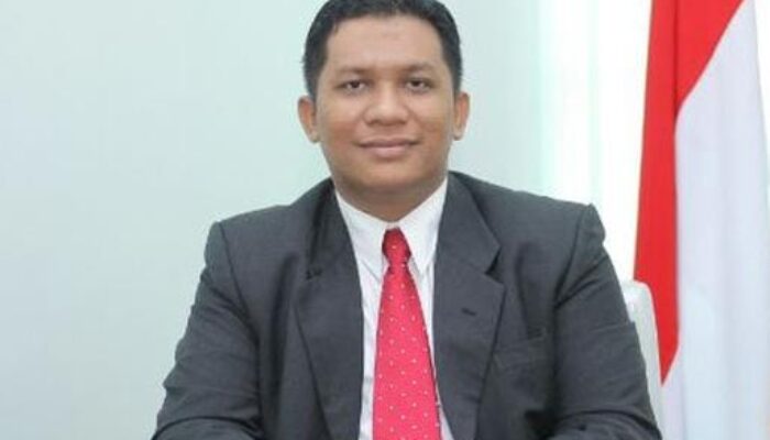 TNI Dan Bahaya Politik Praktis: Panggilan Untuk Membenahi Manajemen Dan Menegakkan Netralitas