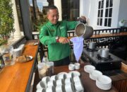 Singoh Geutanyoe Jep Kupi : Sensasi Ngopi Khas Aceh Di Parkside Meuligoe Meulaboh