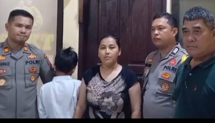 Polres Pematangsiantar Dampingi Warga Jemput Anak Dari Keluarga Ayah