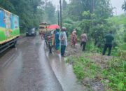 Yang Tersisa Dari Laka Avanza Terjun Ke Sungai Kombih