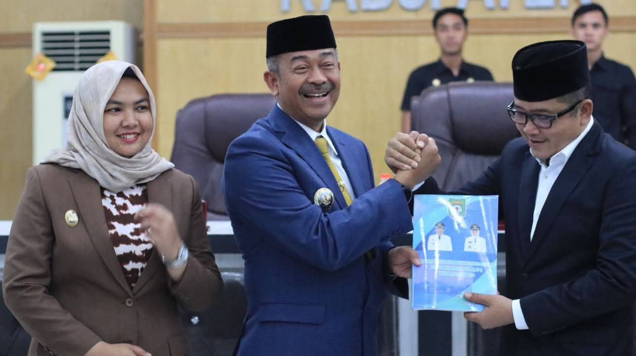 Bupati Madina Sampikan LKPJ Tahun 2024
