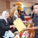 WAKIL Bupati Langkat, Teorita Br Perangin-angin hadiri rapat paripurna DPRD Langkat. Waspada/Ist