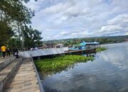 Water Front Pangururan, Samosir Terlihat Kumuh Karena Dipenuhi Enceng Gondok
