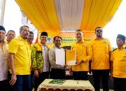 DAMBAAN Serahkan Surat Tanah Bangun Kantor Golkar