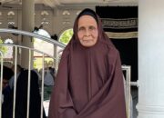 Nek Ti Usia 90 Tahun, Penjual Kue Khas Aceh Asal Meurah Dua Pidie Jaya Pergi Haji Tanpa Mahram