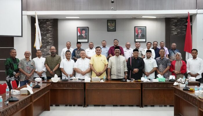 Bupati Agara Bahas Rencana Pembukaan Jalan Tembus Muara Situlen-Gelombang