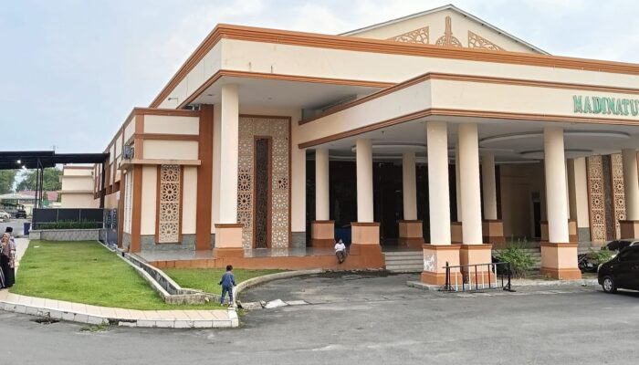 Pegawai UPT Asrama Haji Medan Layani Calhaj Dengan Sabar Dan Ikhlas