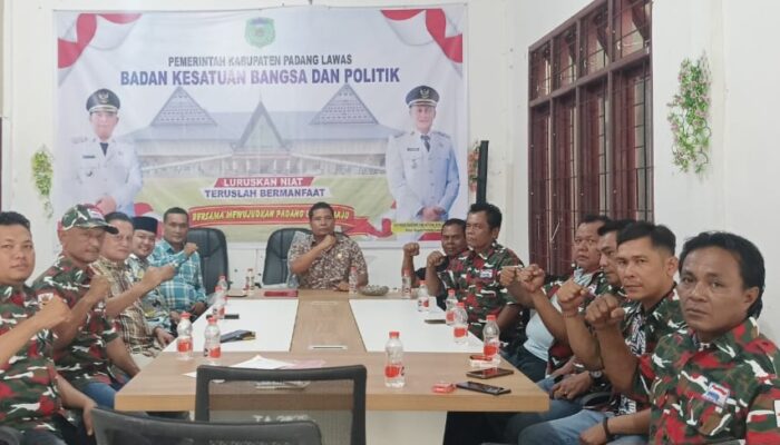 Pengurus Laskar Merah Putih Silaturahmi Ke Kesbangpol Palas