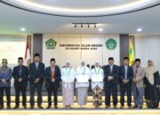 Tiga Lulusan Terbaik FAH UIN Ar-Raniry Raih IPK Tertinggi