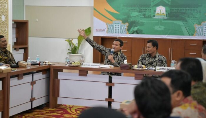Wagub Fadhlullah Pimpin Rapat Percepatan Pembentukan Kopdes Merah Putih